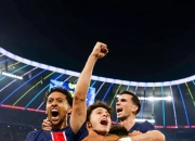 开云平台-包含巴黎主场再获胜利，稳坐法甲榜首宝座！的词条