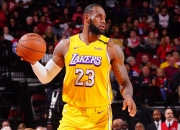 开云体育入口-包含76人横扫深圳队，詹姆斯点燃赛场的词条