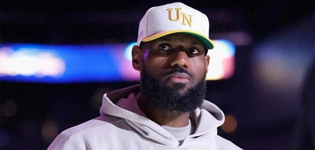 包含湖人球员詹姆斯伤愈复出,期待再现神勇表现的词条 包含湖人球员詹姆斯伤愈复出,期待再现神勇表现的词条