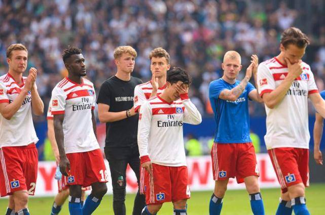 荷甲球队在国际赛事中大放异彩 荷甲球队在国际赛事中大放异彩