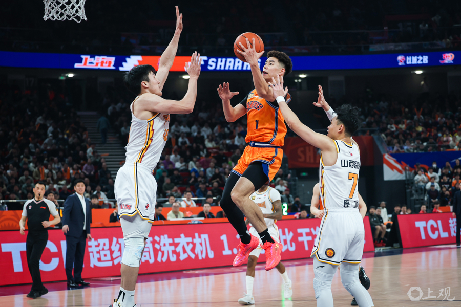 台湾队主场告捷,保持领先优势 台湾队主场告捷,保持领先优势