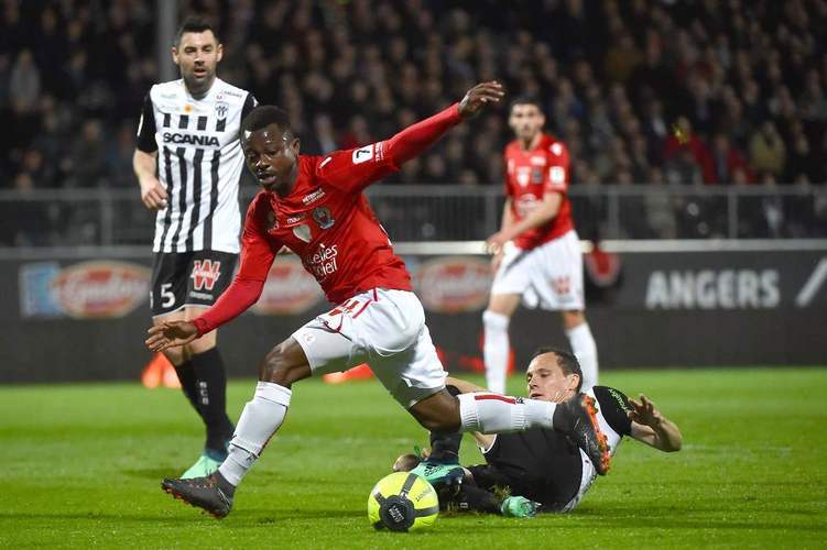 南特客场不敌尼斯，法甲降级压力再次加大