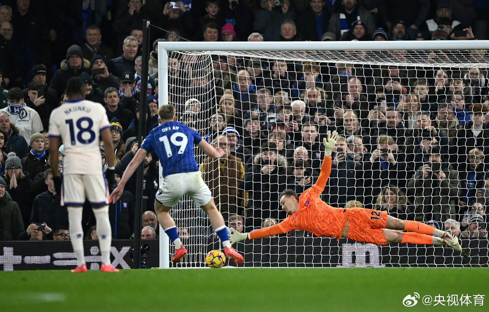 切尔西客场作战,对阵瑞士球队巴塞尔,积分搏杀的简单介绍 切尔西客场作战,对阵瑞士球队巴塞尔,积分搏杀的简单介绍