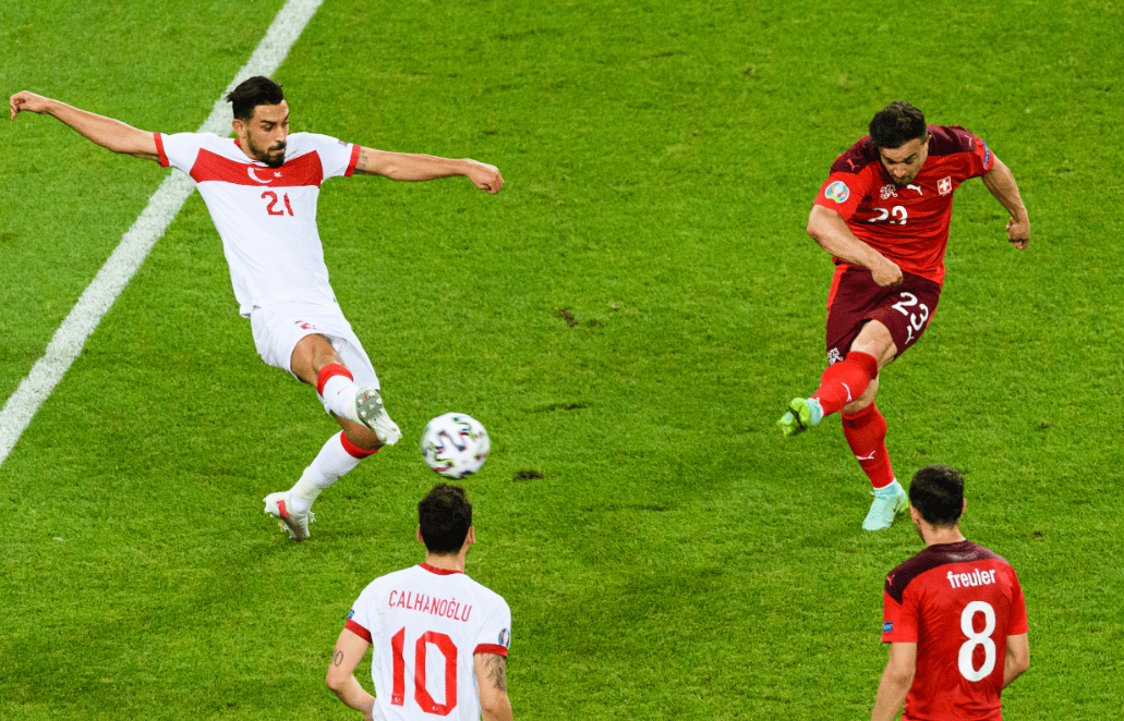 瑞士球队成功击败对手,晋级到强 瑞士球队成功击败对手,晋级到强