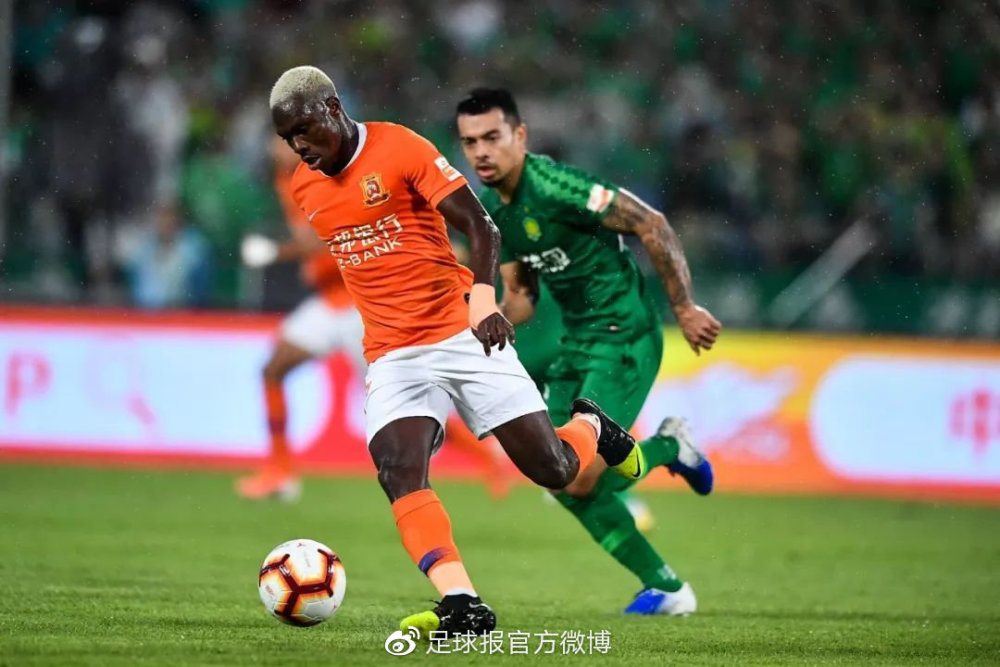 包含克罗托内战胜帕尔马，提升保级信心的词条