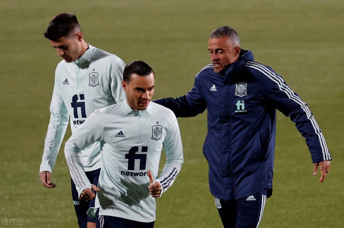 印尼队绝杀法国队，黄鸭组合状态火热