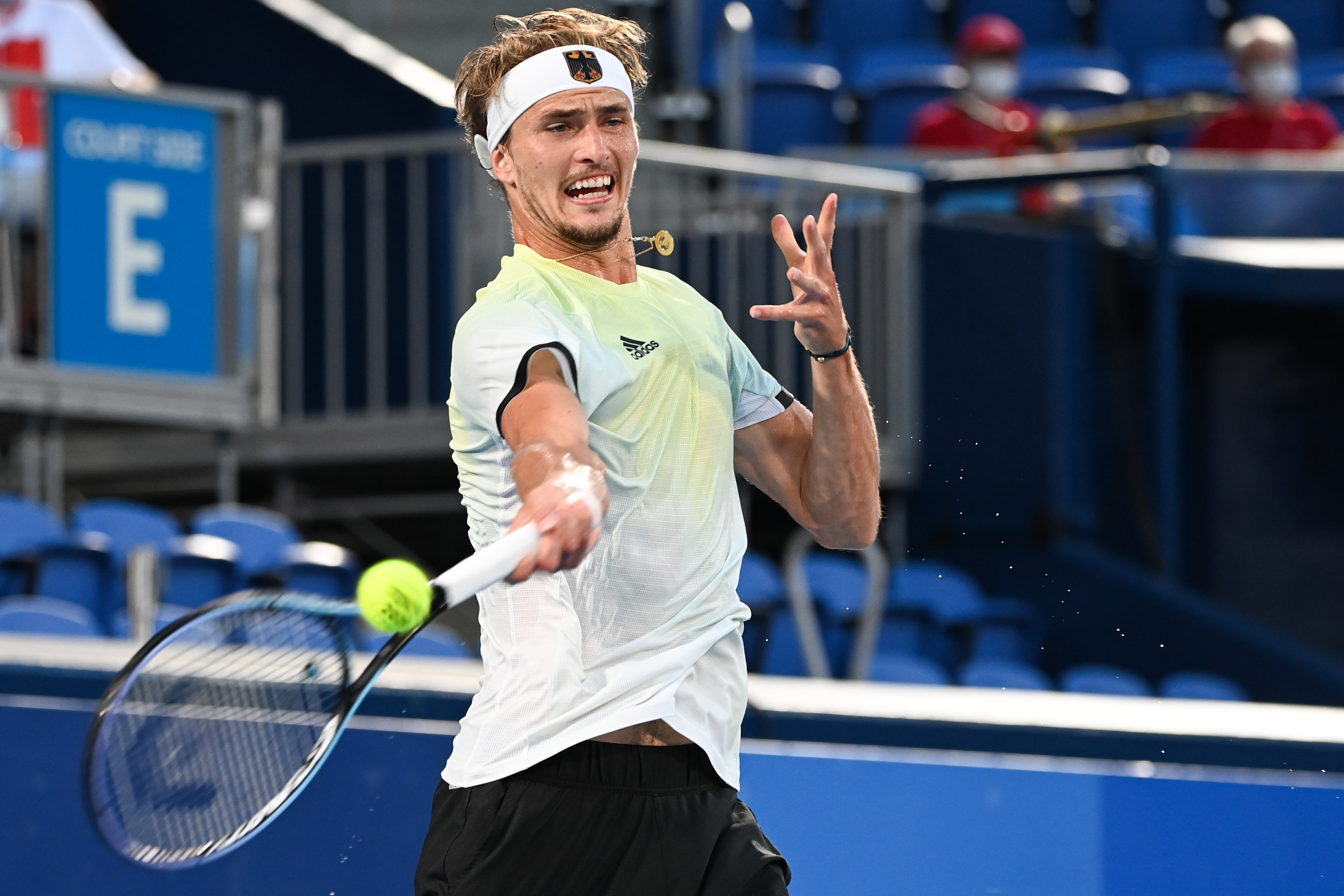 戴维斯杯横扫美网,兹维列夫高光表现的简单介绍 戴维斯杯横扫美网,兹维列夫高光表现的简单介绍