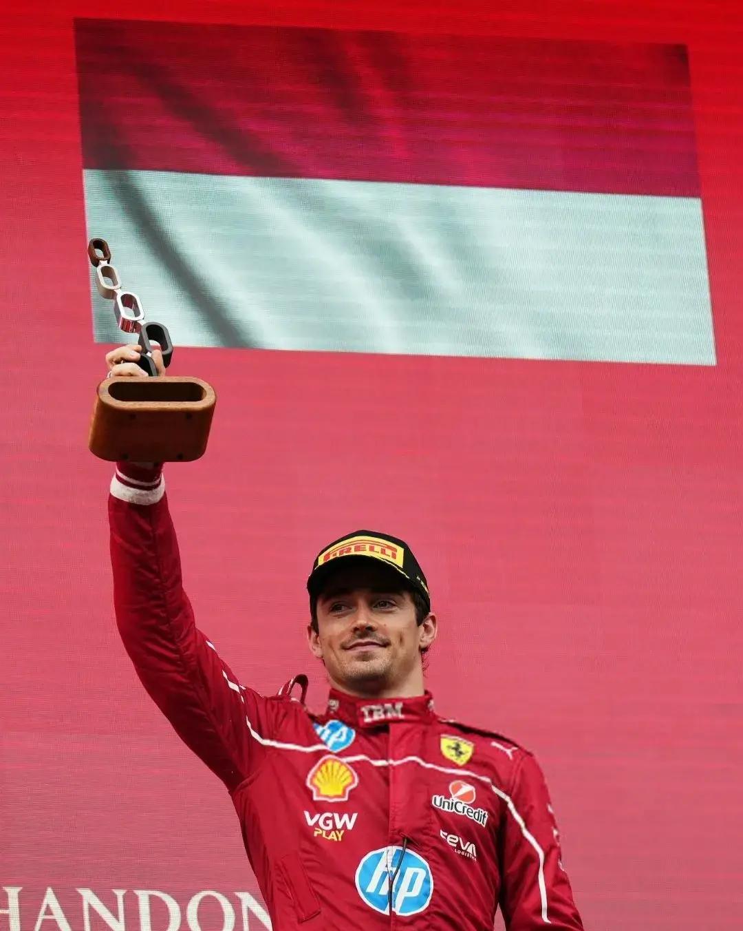 关于法拉利逆转红牛车队，勒克莱尔统治全场的信息